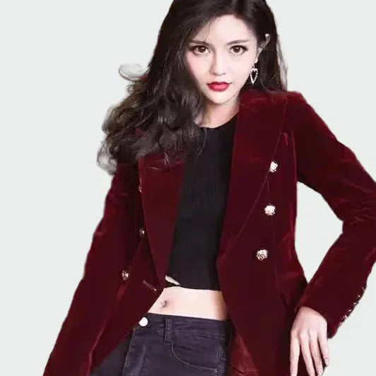 Michaela - Sako v dokonalém střihu